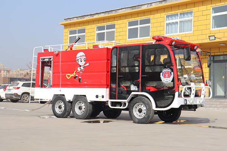 High -quality six -wheel electric fire truck
